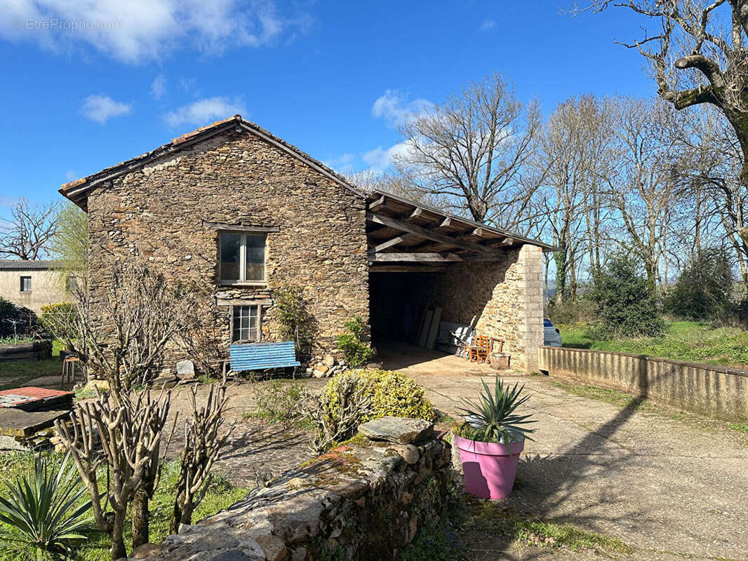 Maison à VILLEFRANCHE-D'ALBIGEOIS