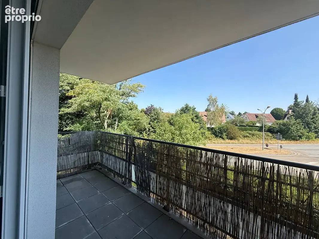 Appartement à MONT-SAINT-AIGNAN