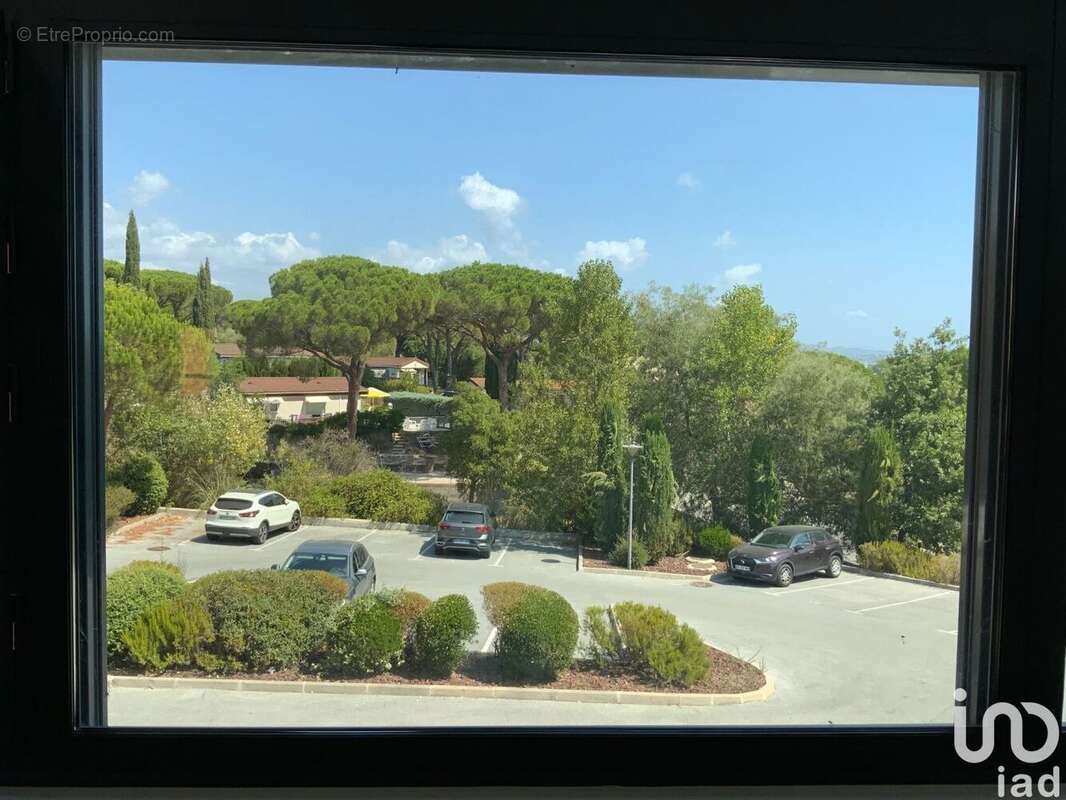 Photo 7 - Commerce à GASSIN