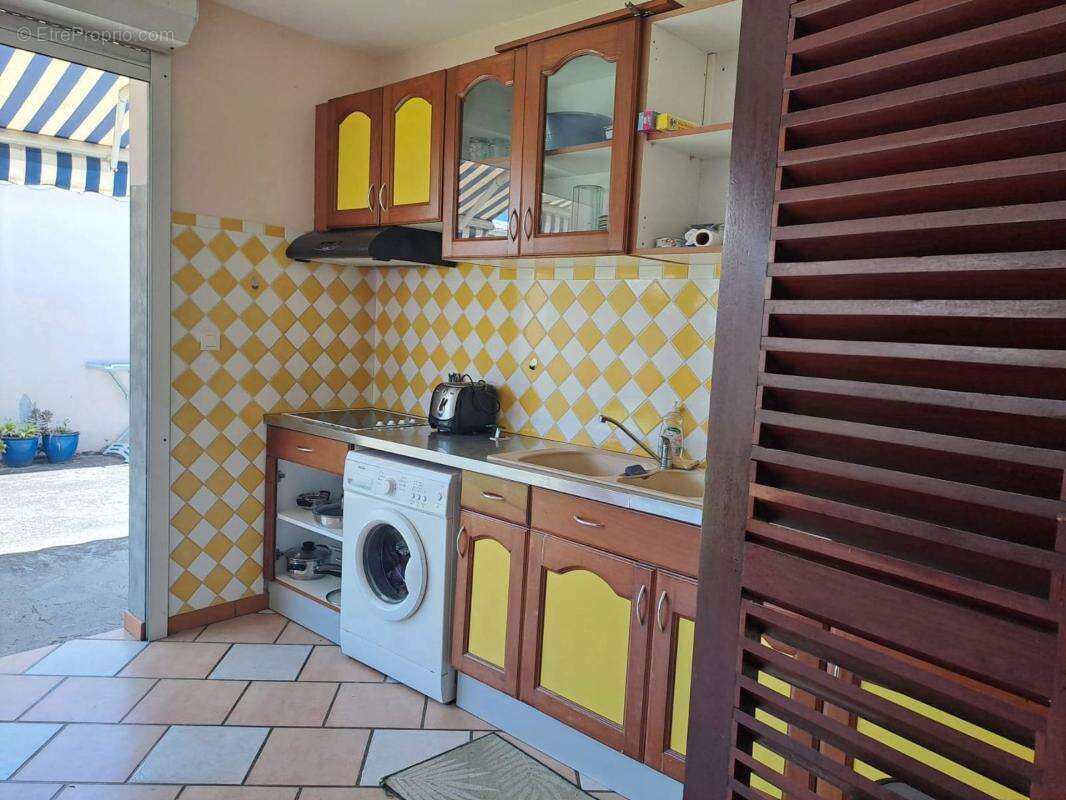 A VENDRE – Maison avec fort potentiel locatif à Dizac au Diamant - photo 12