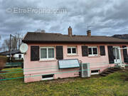 Maison à FRESSE-SUR-MOSELLE