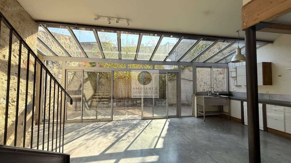 Maison à LIVRON-SUR-DROME