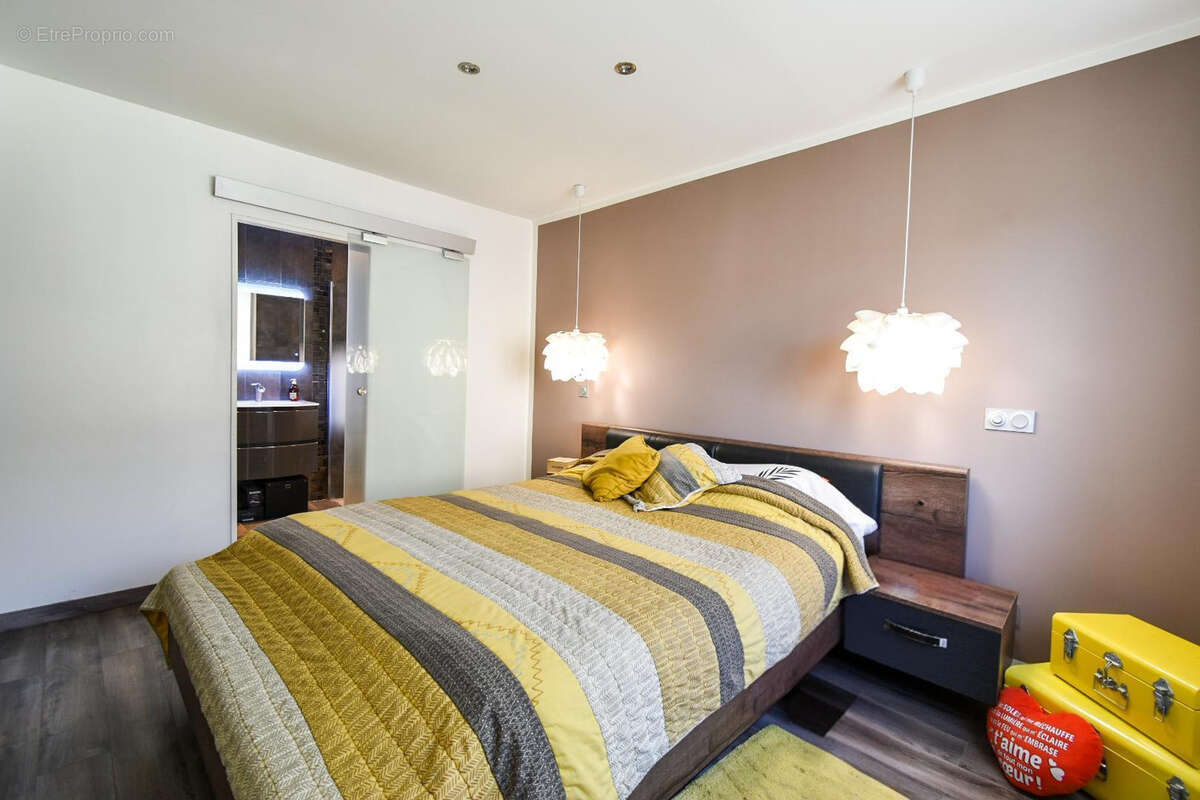 Maison à MONTMELIAN