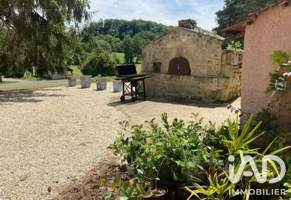 Maison 72 m² à Villentrois  - photo 4