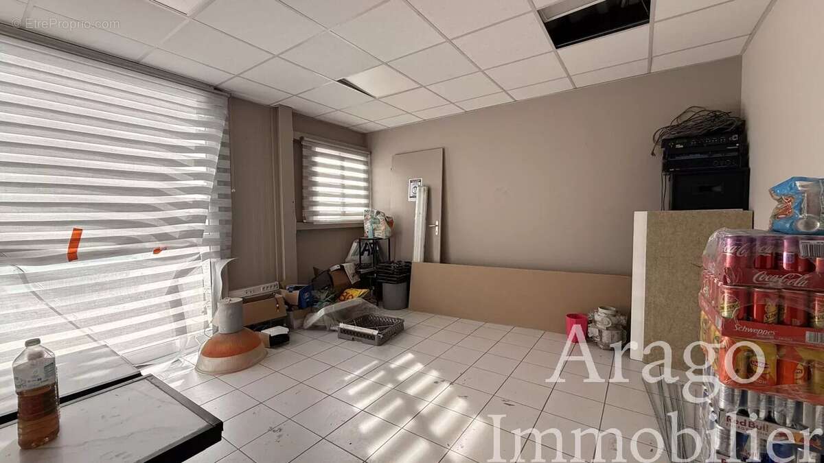 Commerce à RIVESALTES