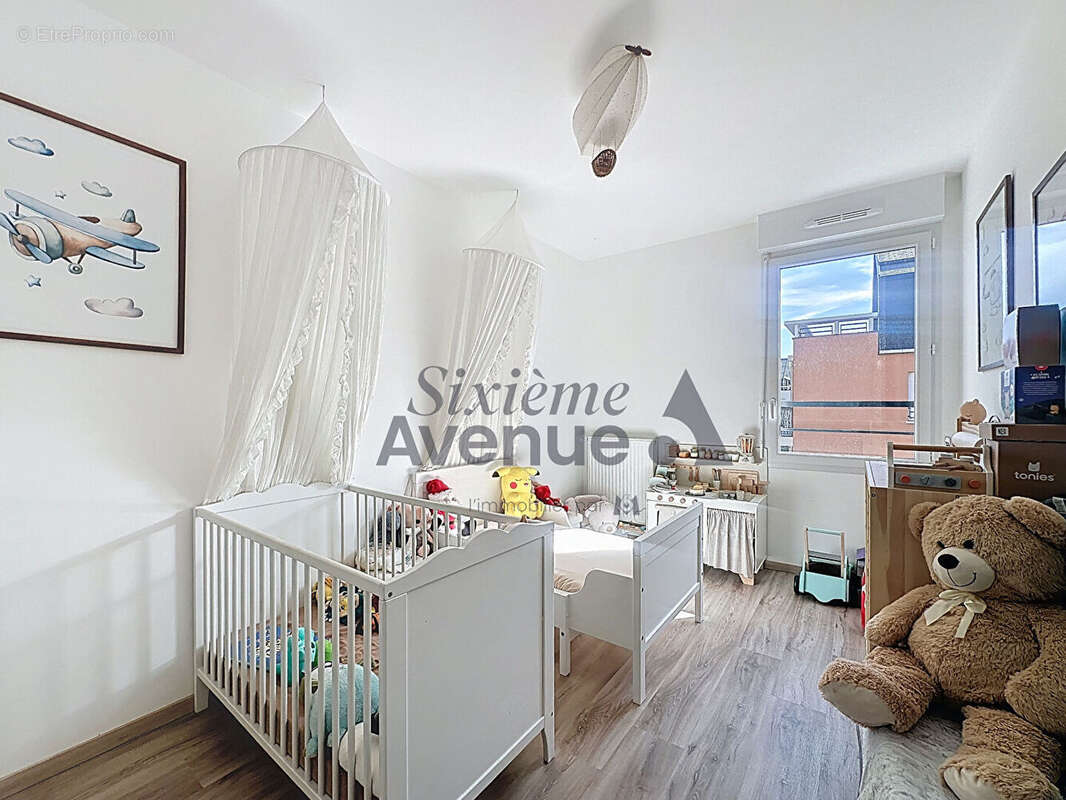 Appartement à EMERAINVILLE