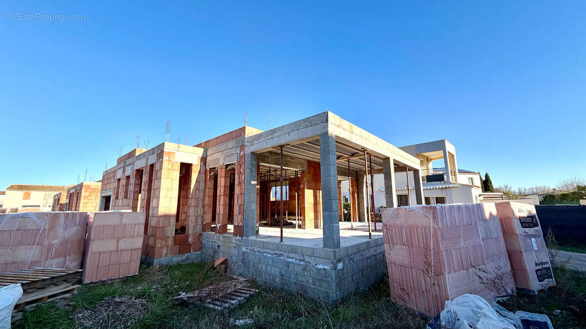 Maison à ALTHEN-DES-PALUDS