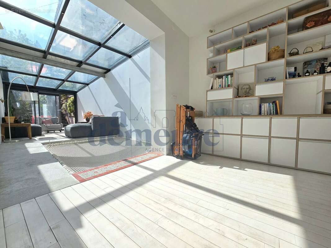 Maison à ISSY-LES-MOULINEAUX