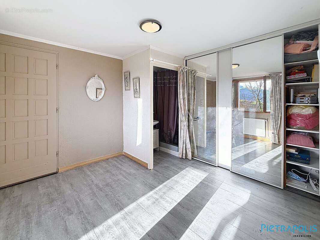 Maison à SAINT-CLEMENT-SUR-VALSONNE