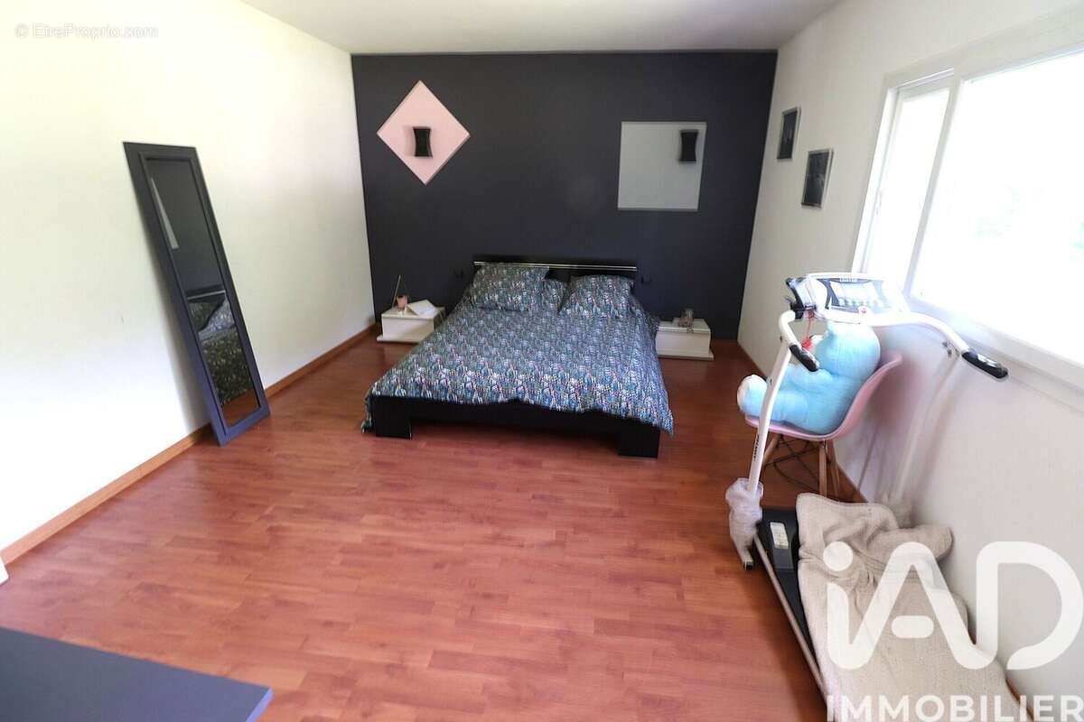 Maison 150 m² à Saint-Martin-D'ary  - photo 8