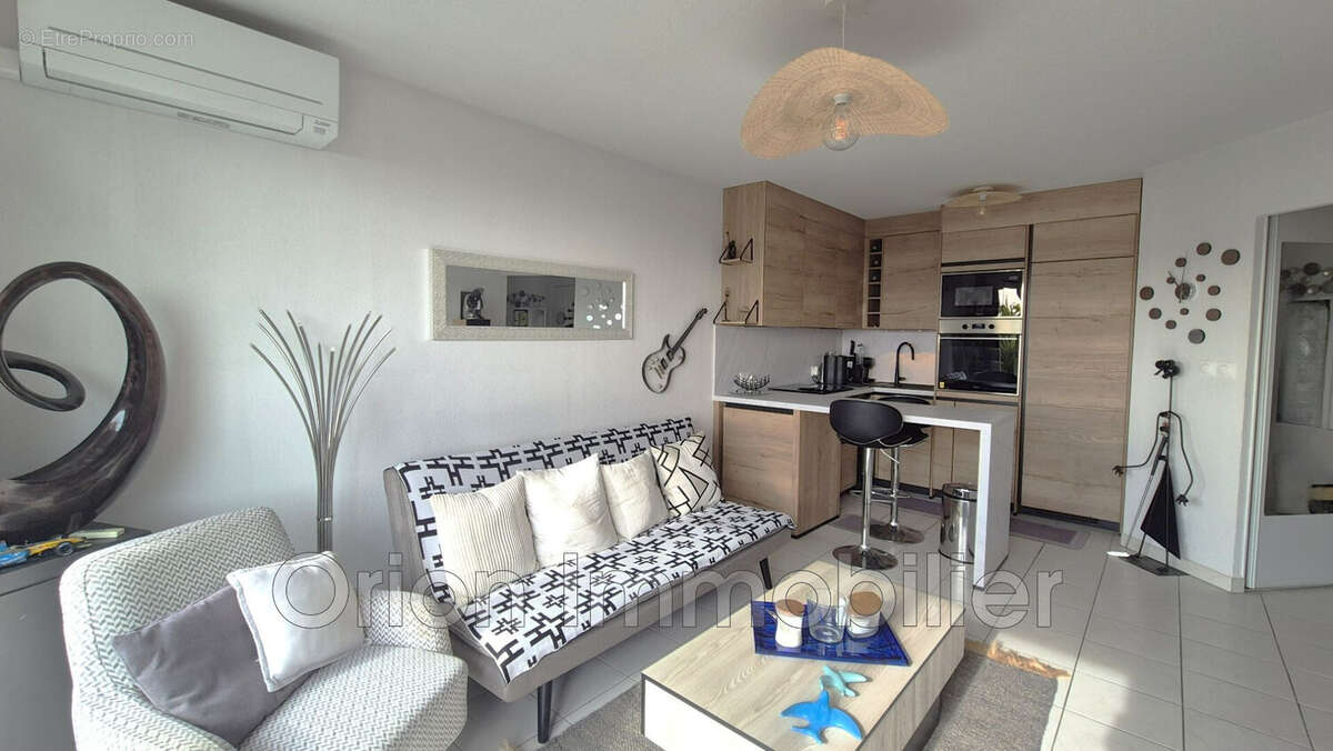 Appartement à MANDELIEU-LA-NAPOULE