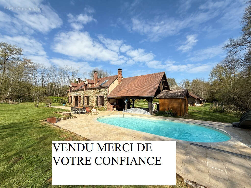 Maison à TOUCY
