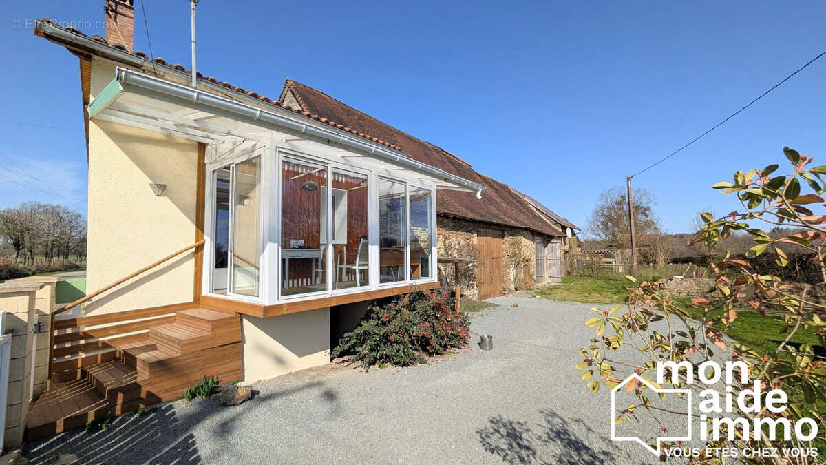 Maison à CHALEIX