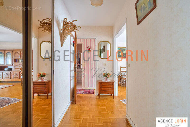 Appartement à LE VESINET