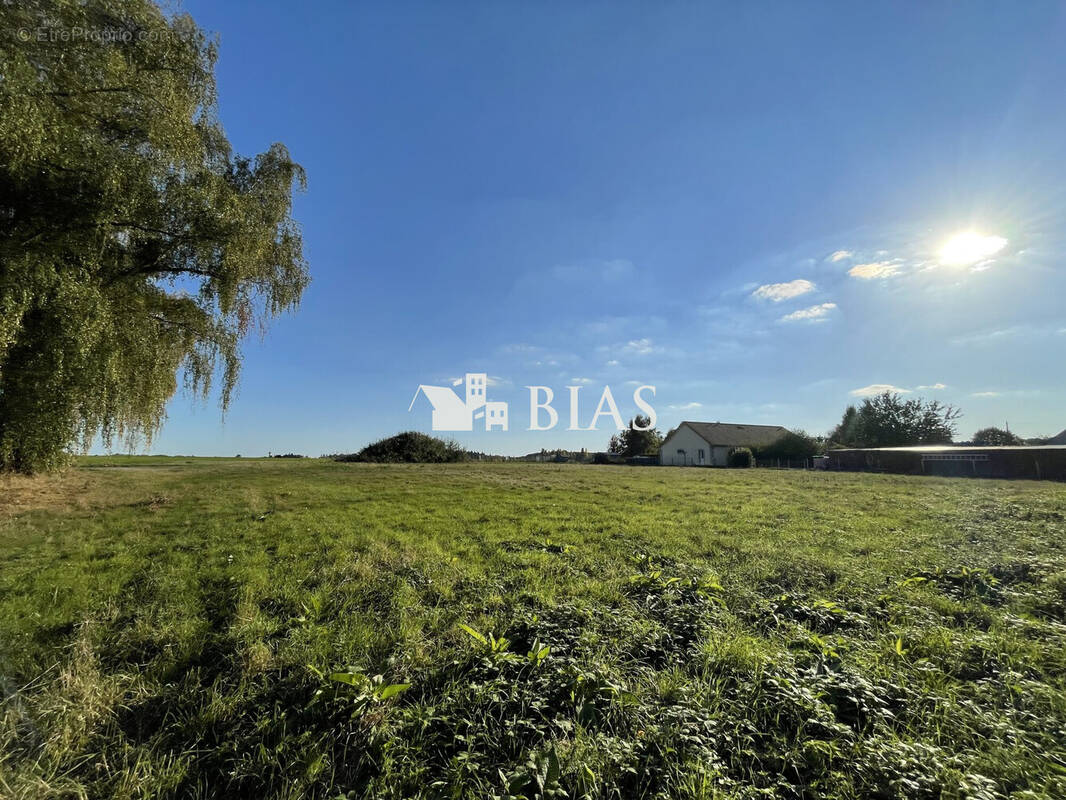 Terrain à GOUPILLIERES