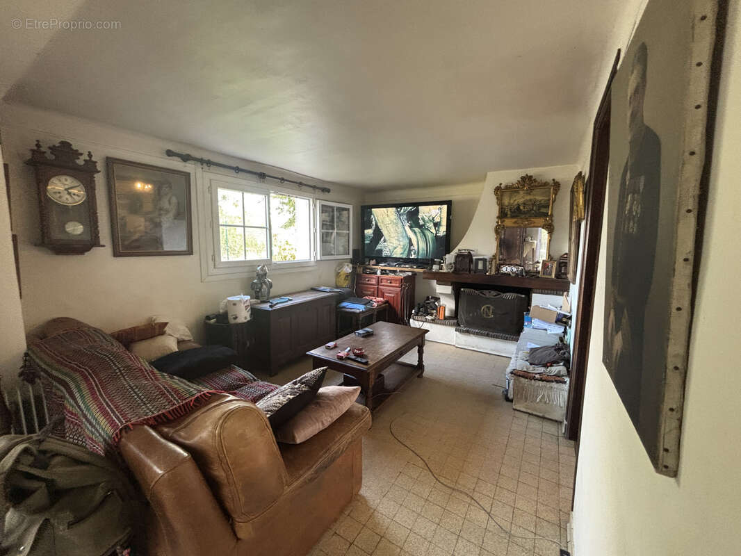 Maison à PORT-VILLEZ