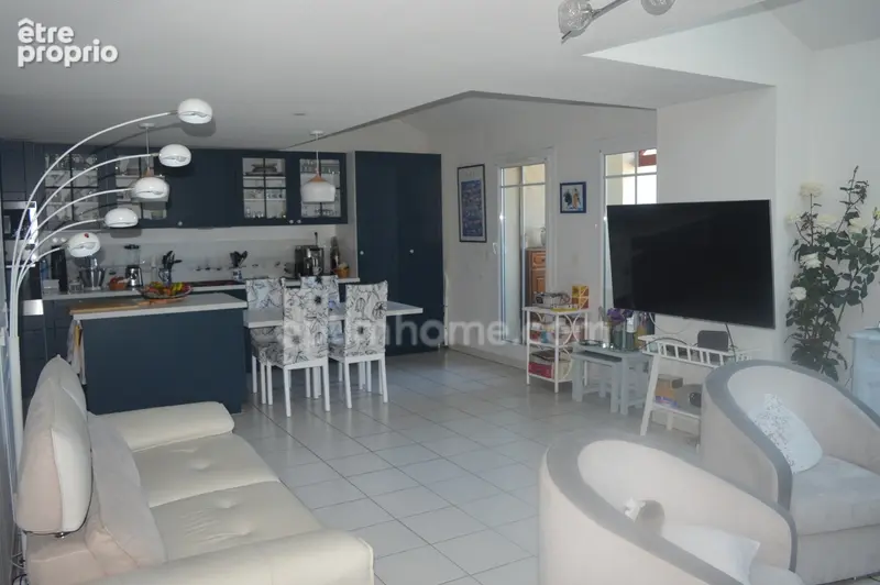Appartement à vendre 4 pièces GUJAN MESTRAS (33) - photo 1