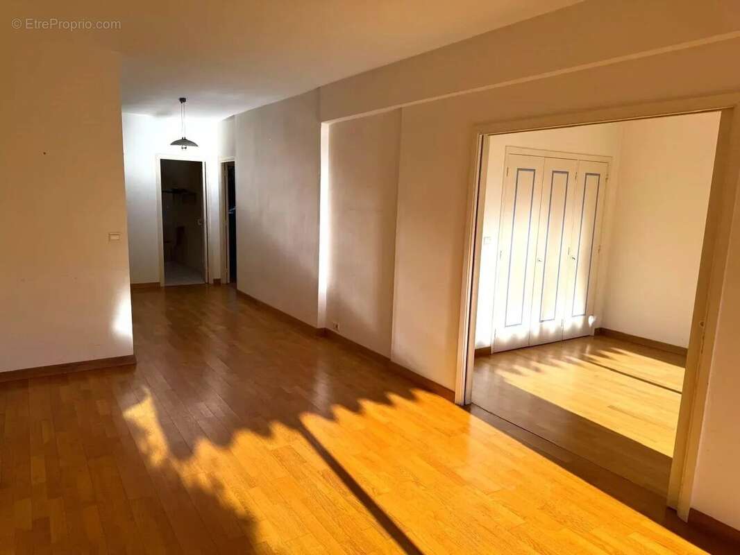 Appartement à BEAULIEU-SUR-MER