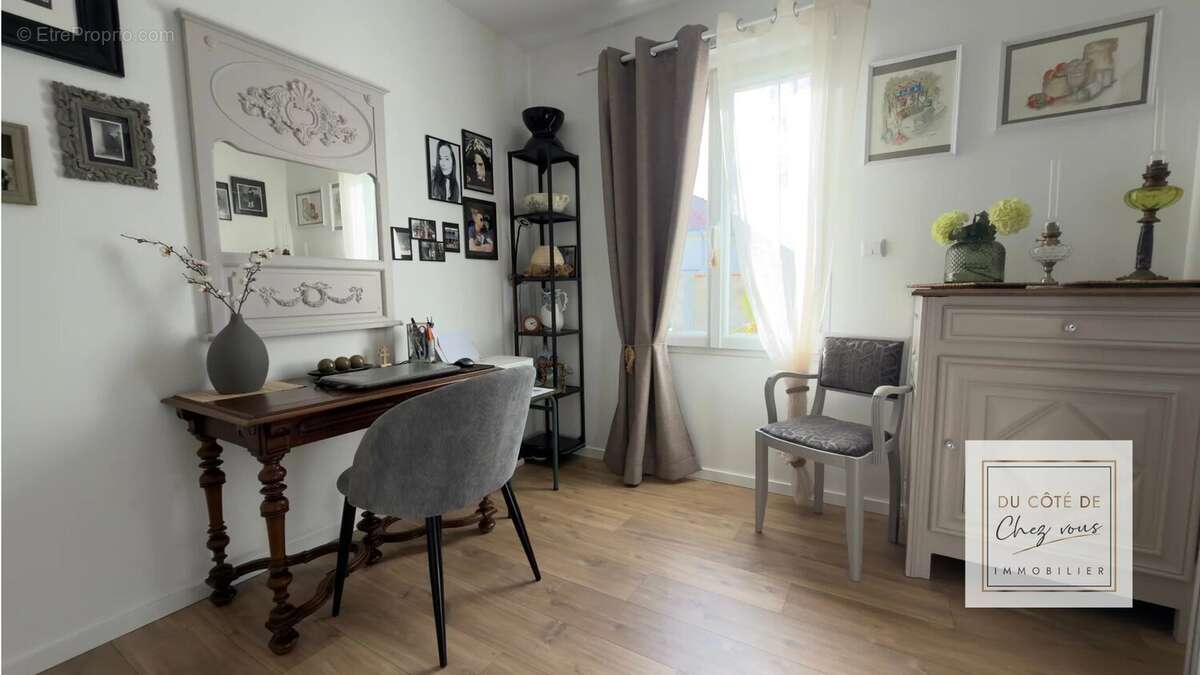 Maison à LAINES-AUX-BOIS