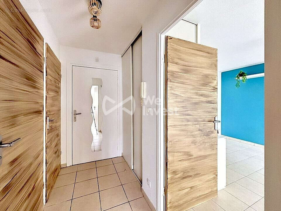Appartement 42 m² à Saint-Aunes  - photo 7