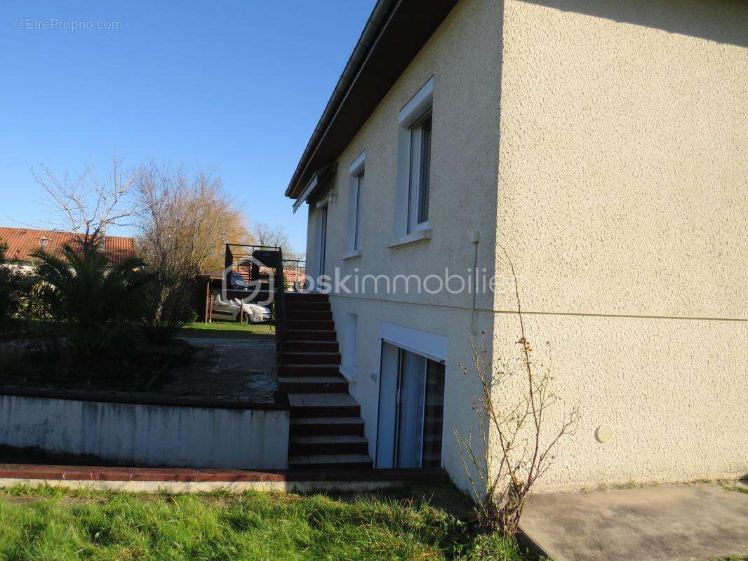 Maison à GRENADE-SUR-L'ADOUR