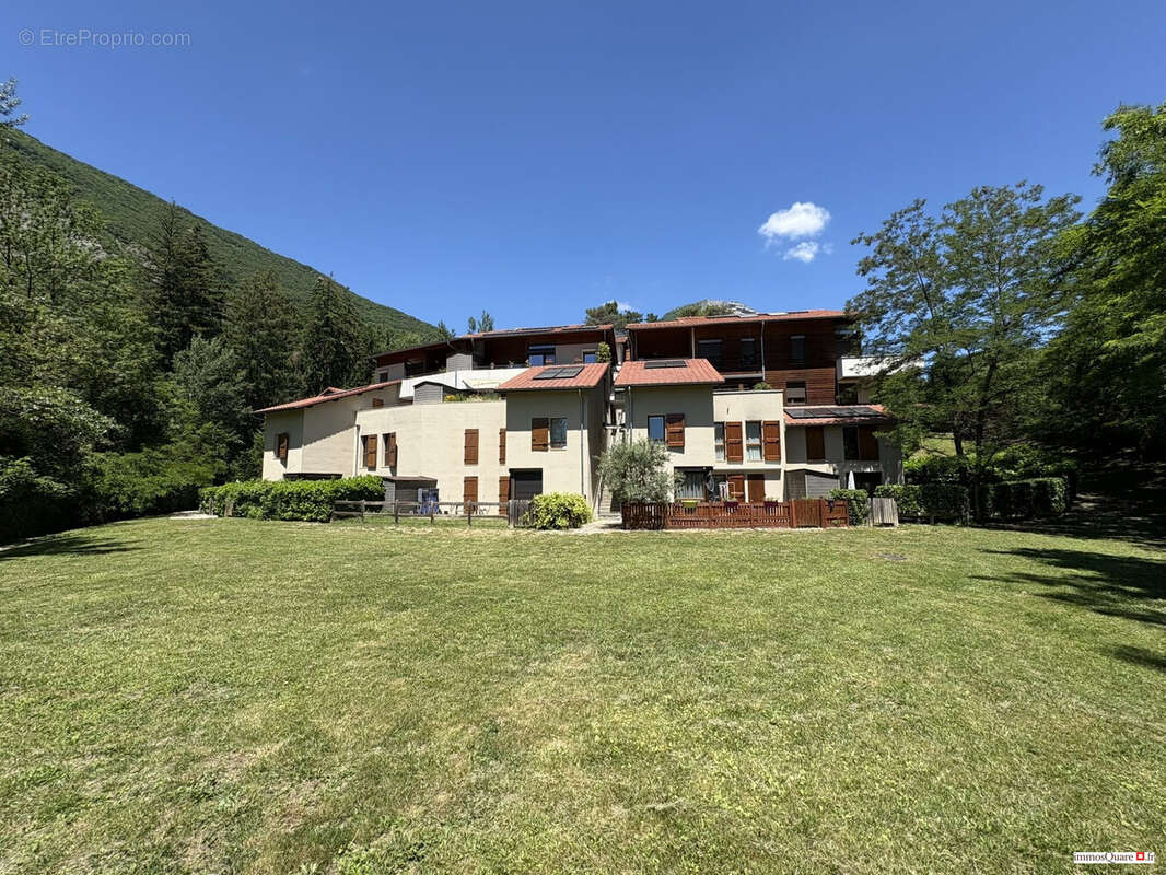 Appartement à CORENC