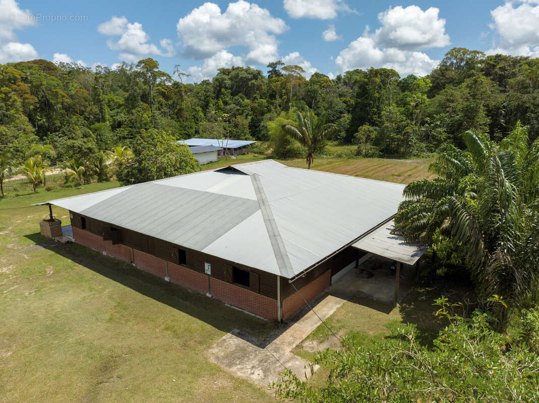 Maison à MONTSINERY-TONNEGRANDE