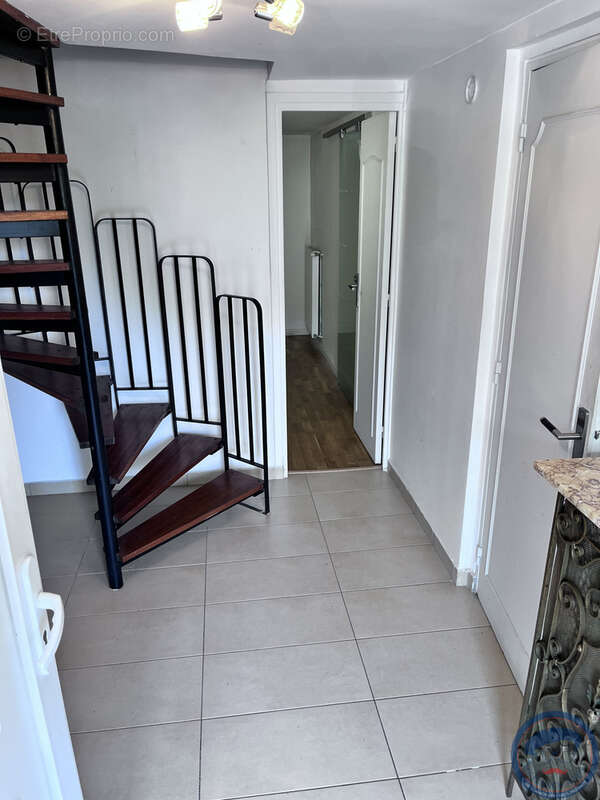 Maison de 5 pièces - 107 m2 - Beau jardin - photo 9