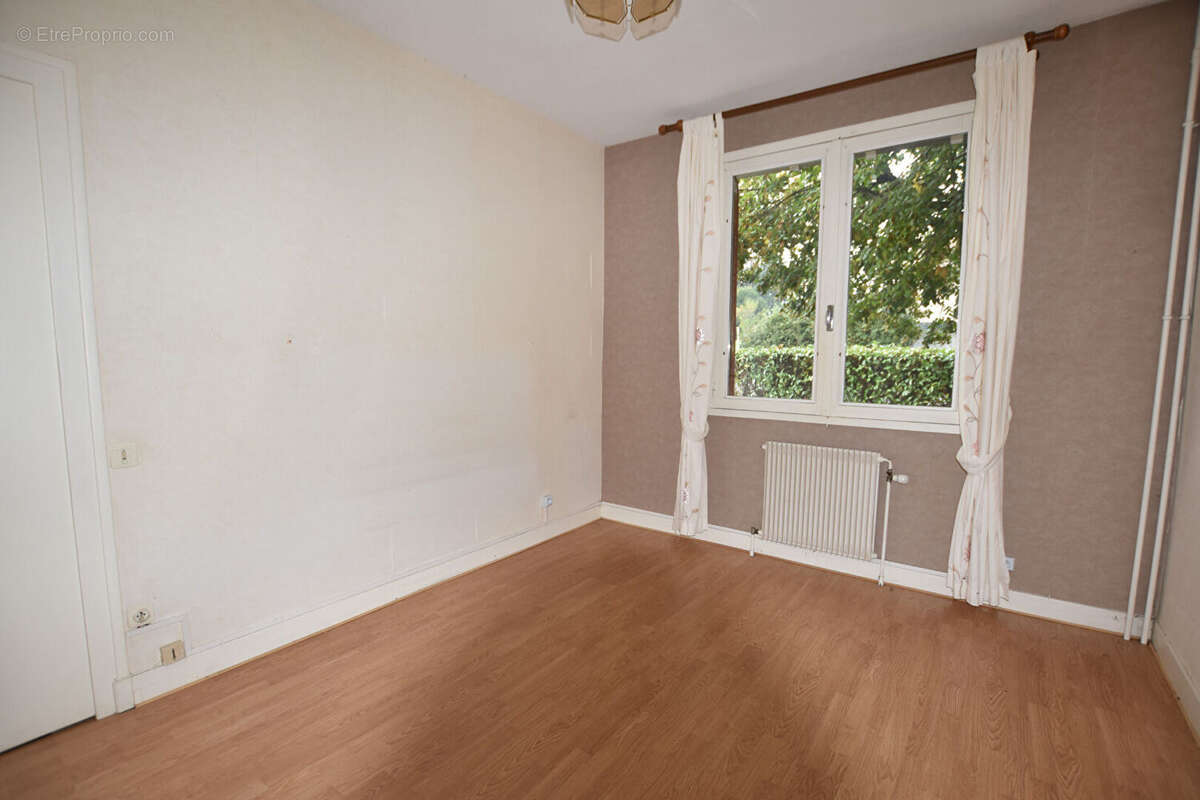 Maison à SAINT-MARTIN-D&#039;ESTREAUX