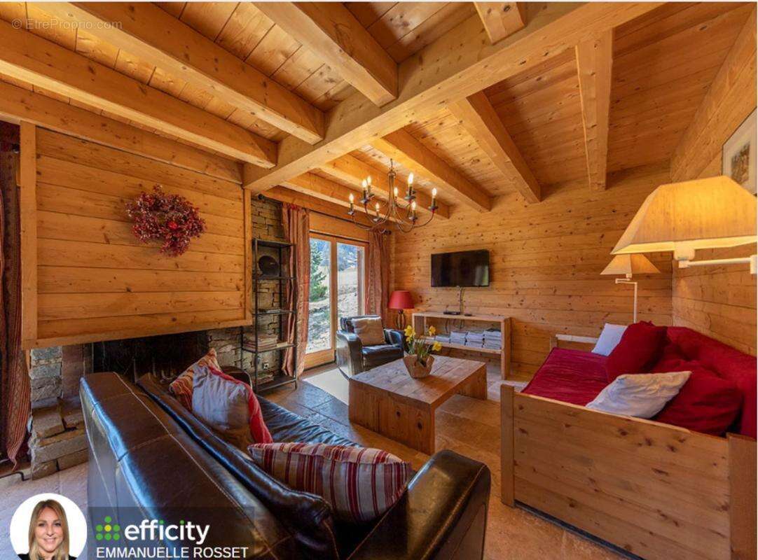 Maison à ESSERT-ROMAND