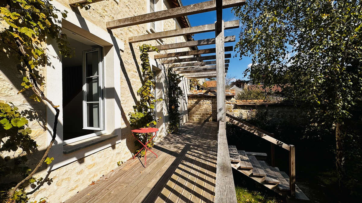 Maison à BOURRON-MARLOTTE