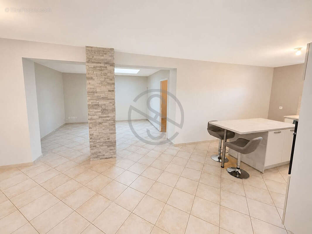 Appartement à BOURGOIN-JALLIEU