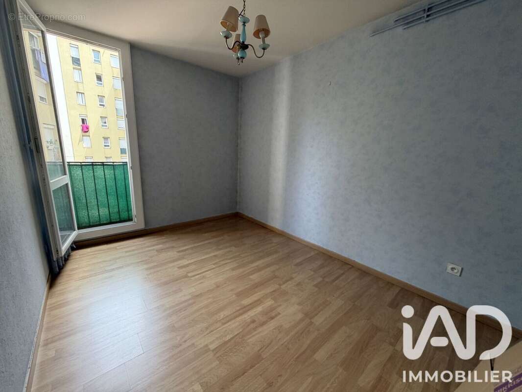 Appartement 92 m² à Carros  - photo 7
