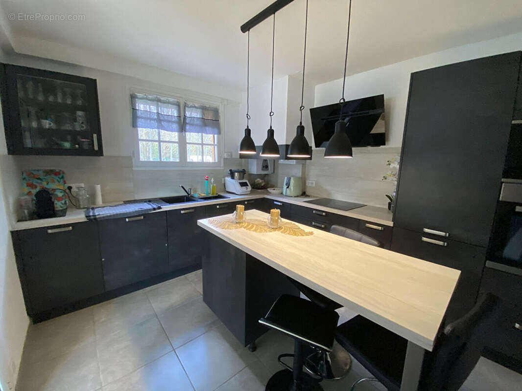 Maison à MOULIN-NEUF