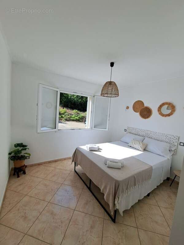 Maison de plain pied 170 m2, 5 chambres, piscine, garage, sans vis-à-vis,  terrain 5540 m2 à SAN NICOLAO, Moriani (HAUTE CORSE) - photo 12