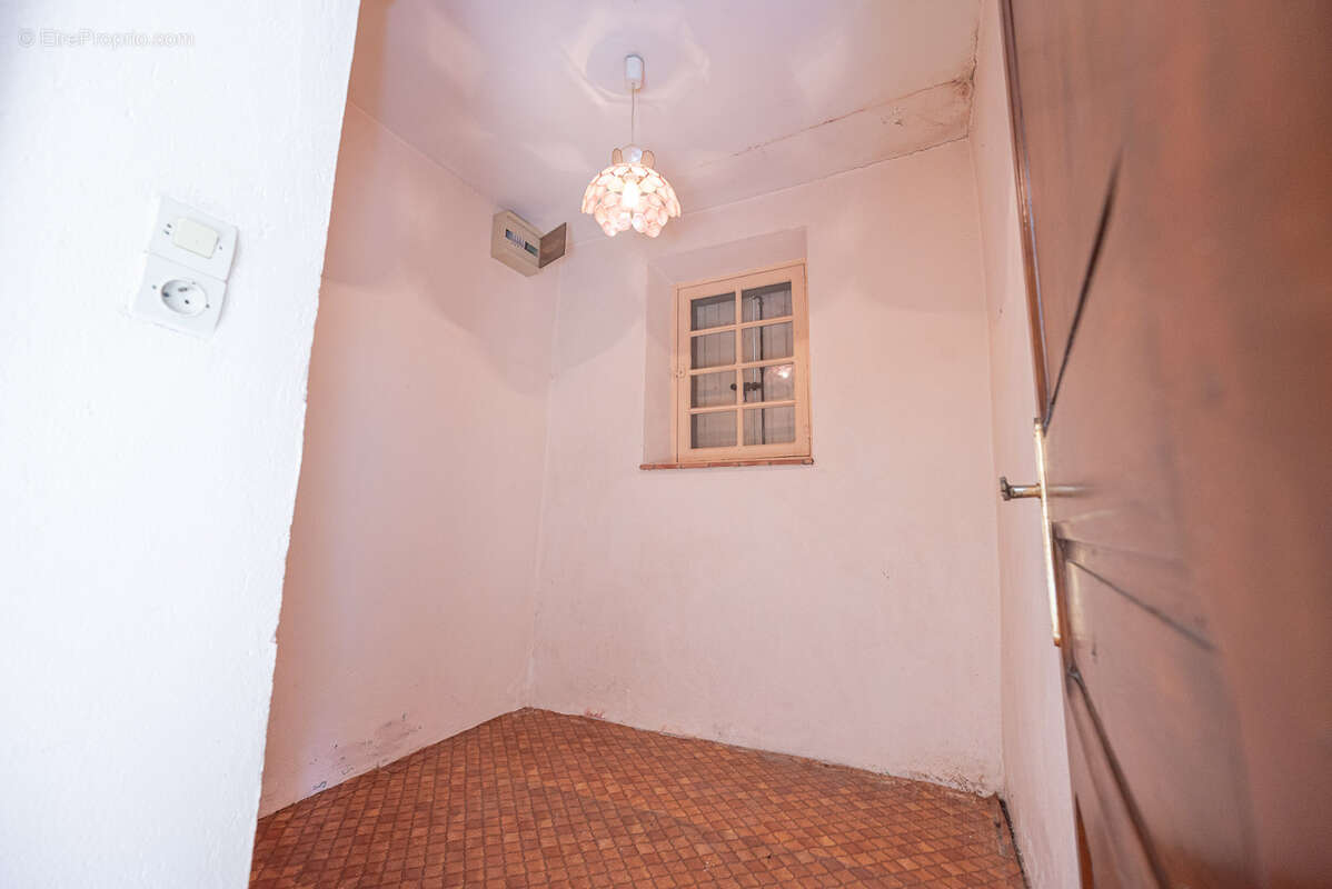 Maison à PEYRIAC-MINERVOIS