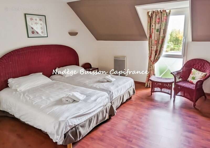 Appartement à COLLEVILLE-SUR-MER