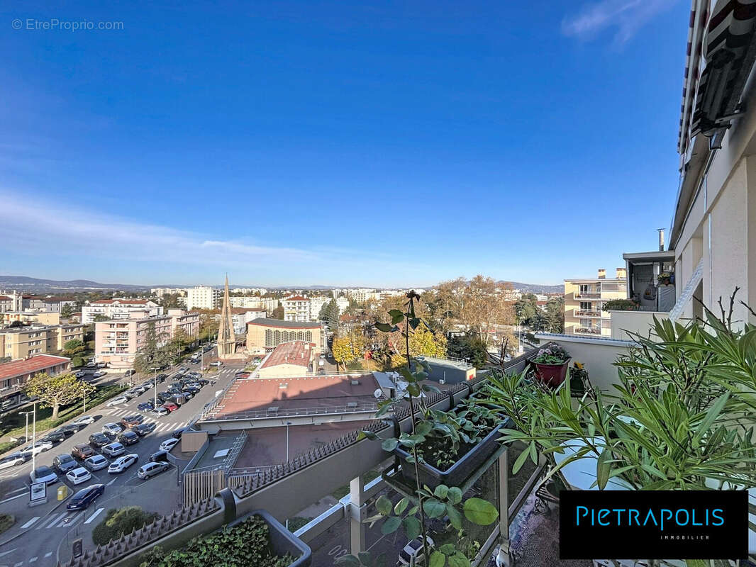 Appartement à SAINTE-FOY-LES-LYON