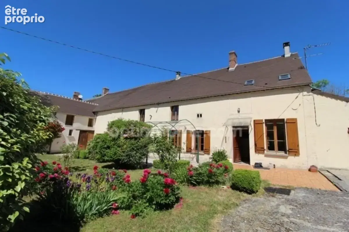 Maison à LONGUEVILLE
