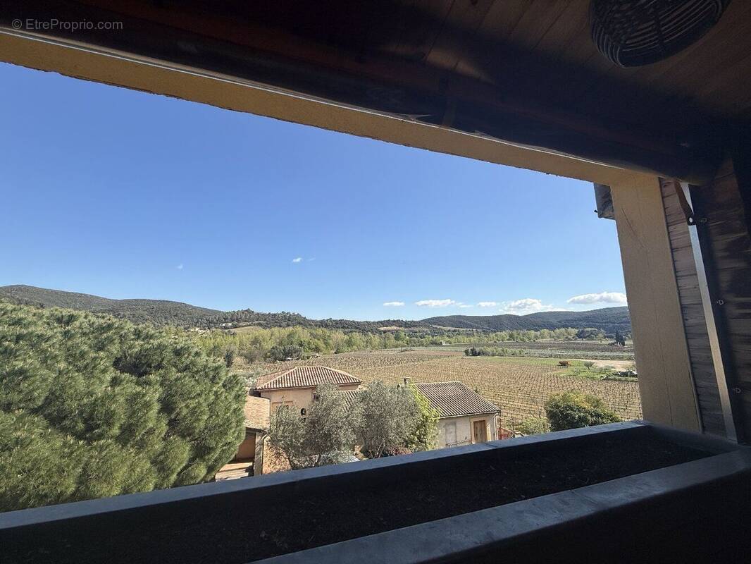 Photo 1 - Maison à ROQUEBRUN