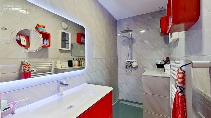 Maison à MONTMERLE-SUR-SAONE