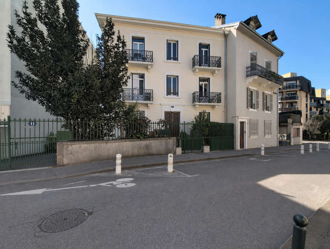 Appartement à AIX-LES-BAINS