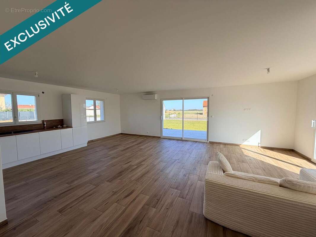 Photo 2 - Maison à BROUT-VERNET