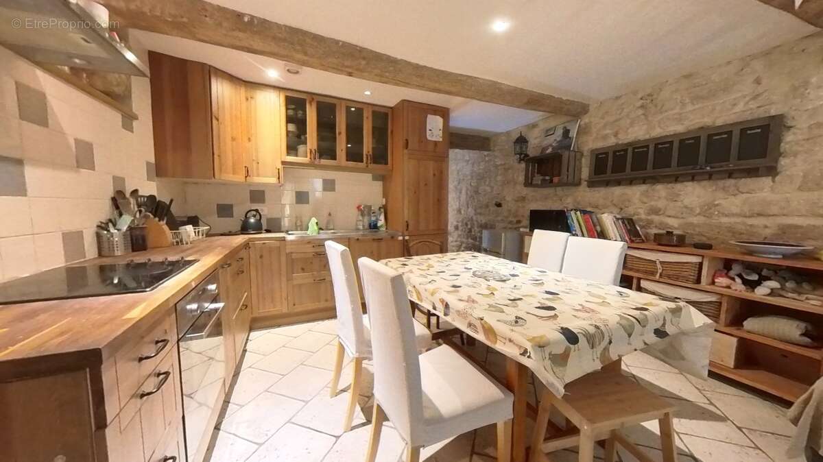 Maison à NEZIGNAN-L'EVEQUE