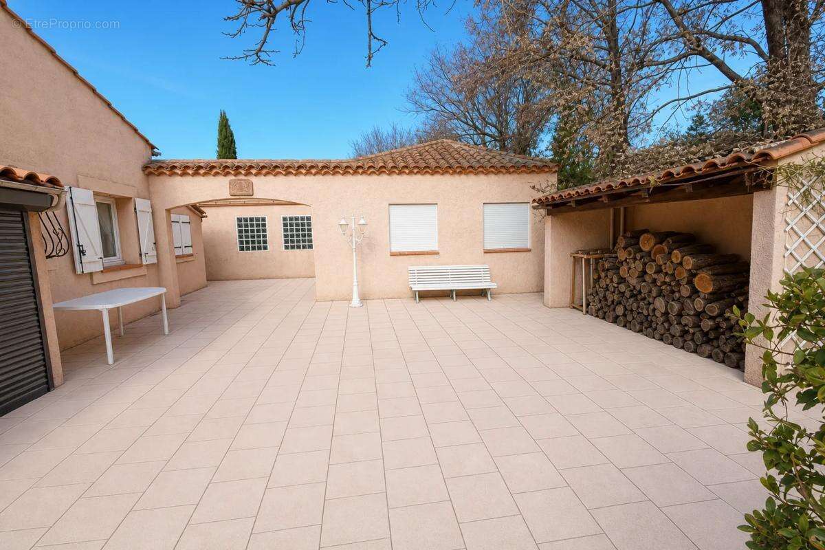 Maison à FORCALQUEIRET