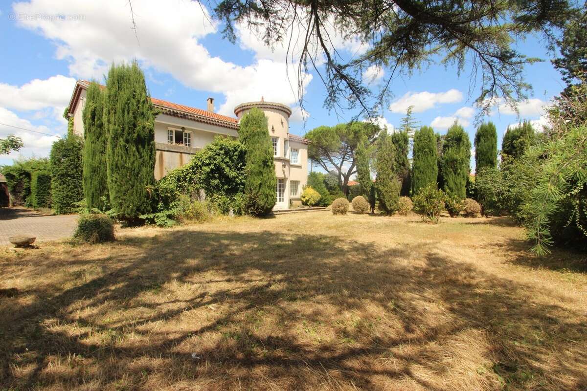 Maison à ROMANS-SUR-ISERE