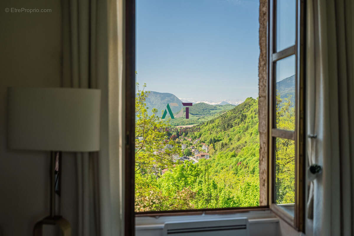 Appartement à SAINT-MARTIN-D'URIAGE