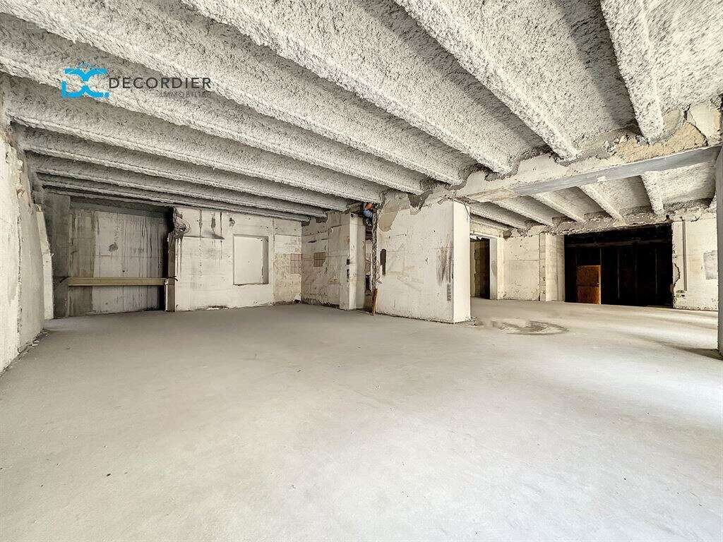 Commerce à EVIAN-LES-BAINS