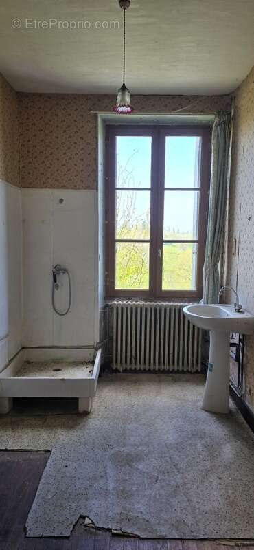 Maison à BENEVENT-L'ABBAYE