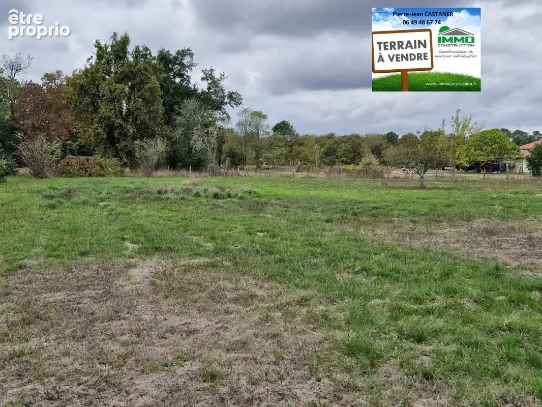 Terrain à SAUGNACQ-ET-MURET